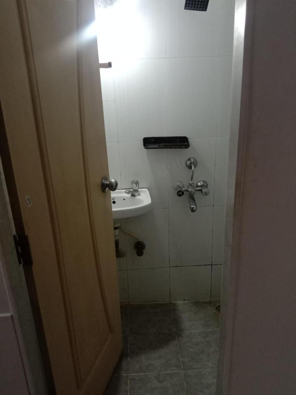 Srujan Sarai Service Apartment Mumbai Exteriör bild
